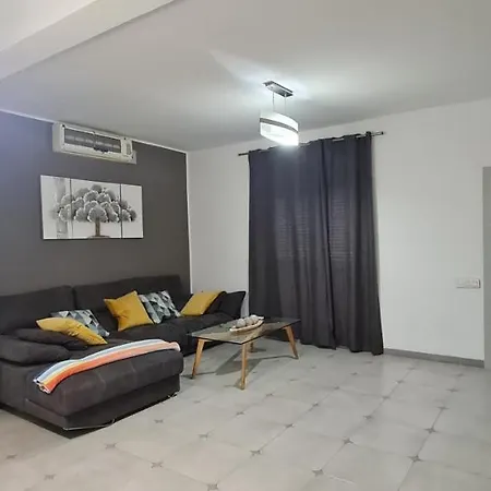 Casa Amplia Agradable Comoda Y Muy Centrica